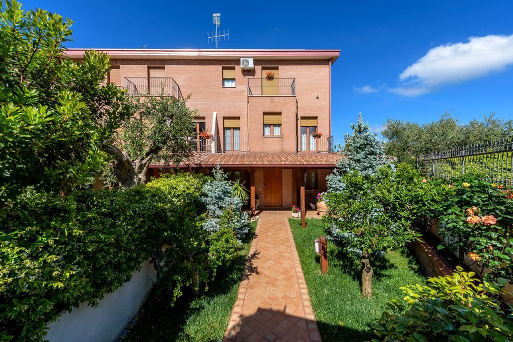Villa Moreschi Vico Del Gargano Exterior foto